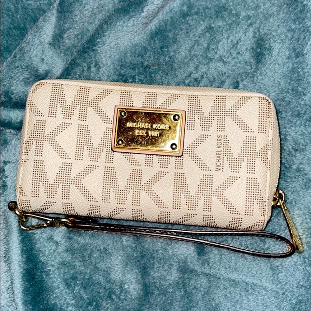 Michael Kors wallet